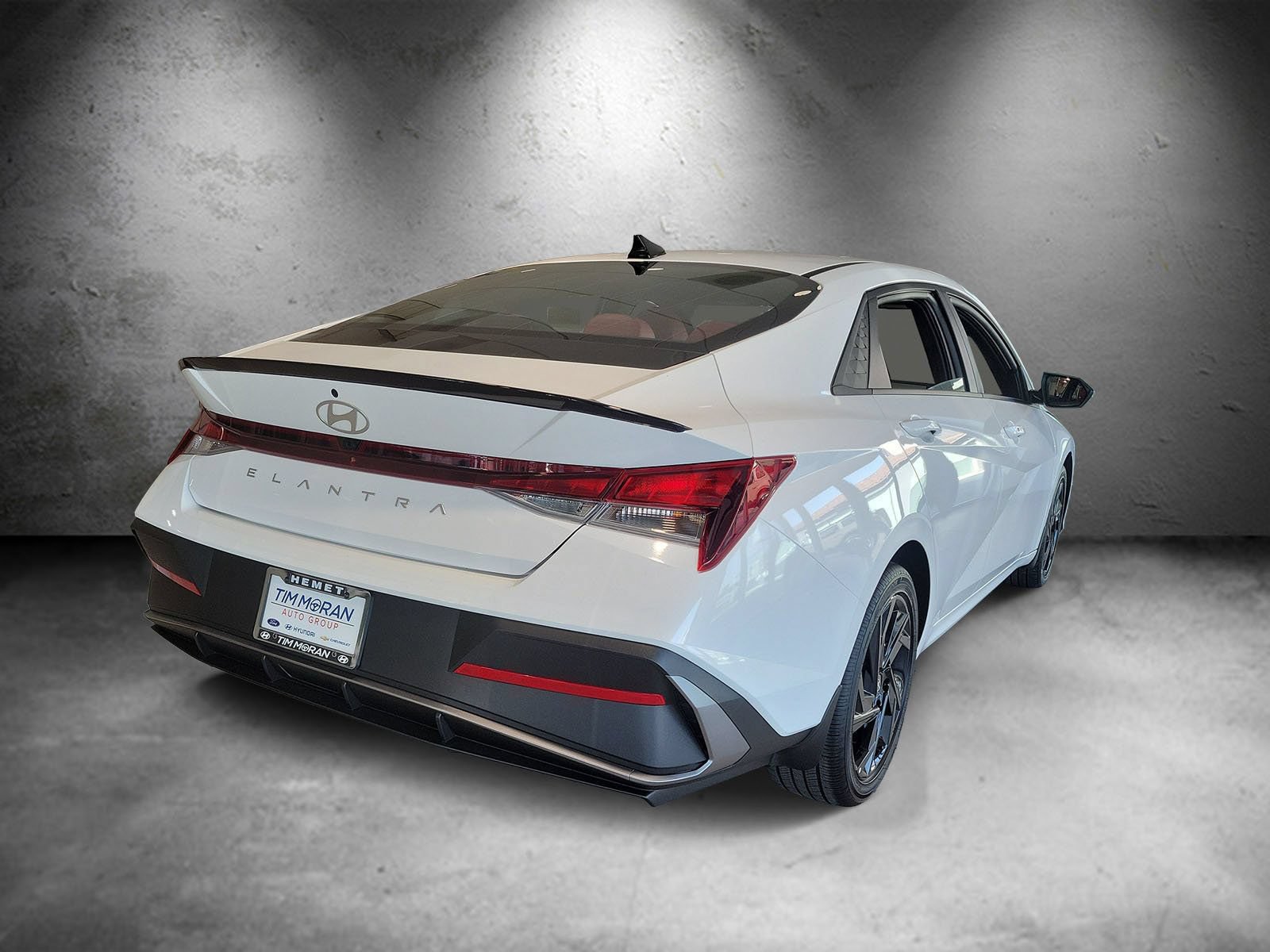 Used 2026 Hyundai Elantra SEL Sport FWD image 3