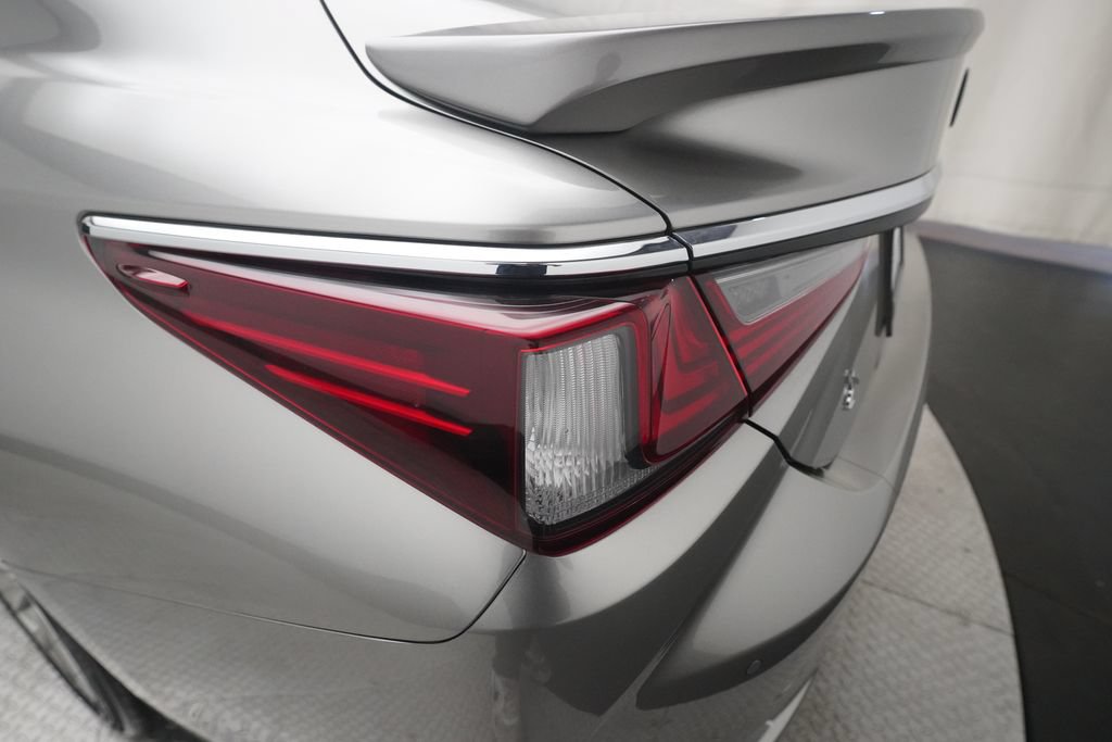 Used 2021 Lexus ES 350 w/ Accessory Package 2 FWD image 33