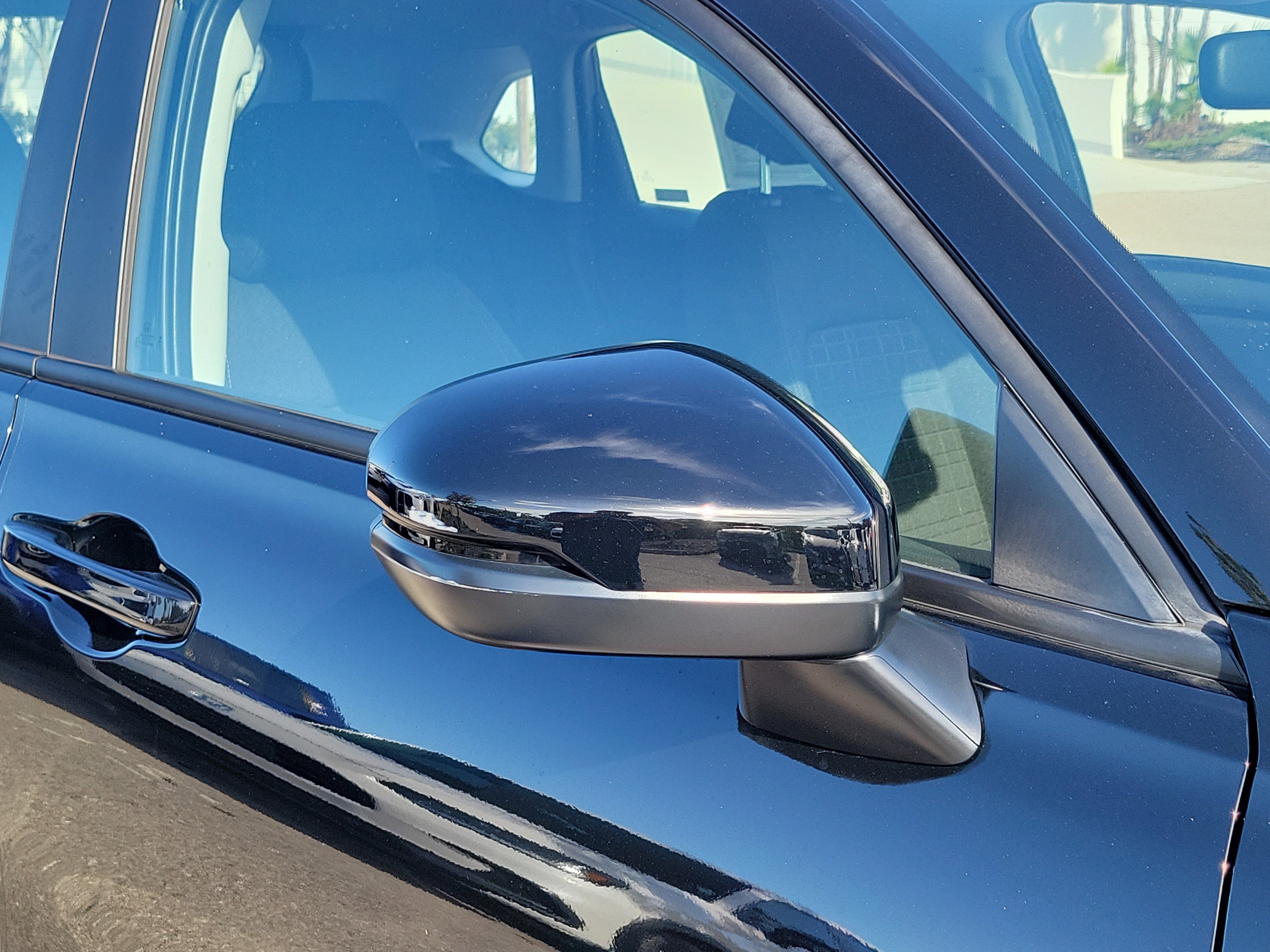 Used 2024 Honda HR-V LX image 8