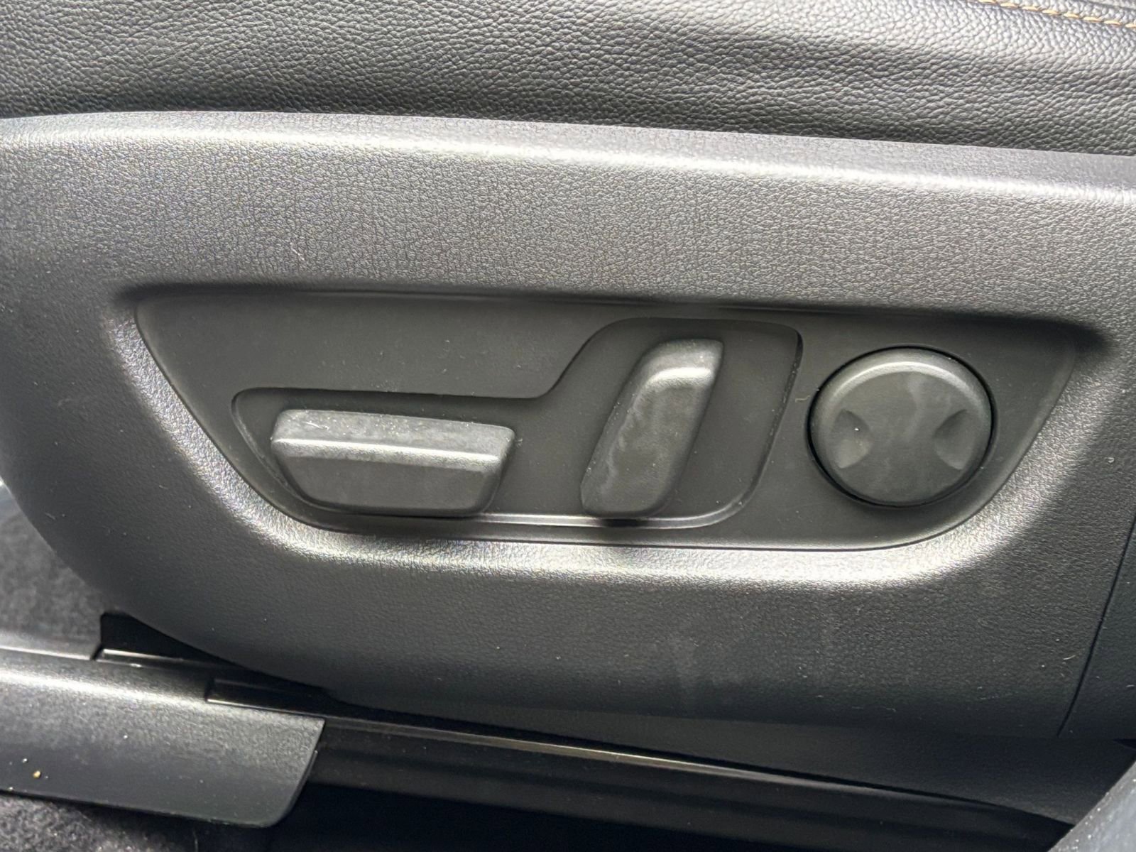 Used 2025 MAZDA CX-90 3.3 Turbo w/ Preferred Package image 23