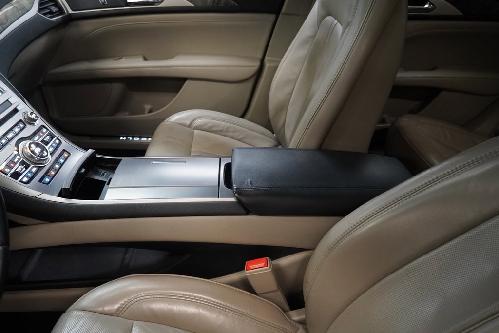 Used 2017 Lincoln MKZ Reserve w/ Climate Package image 9