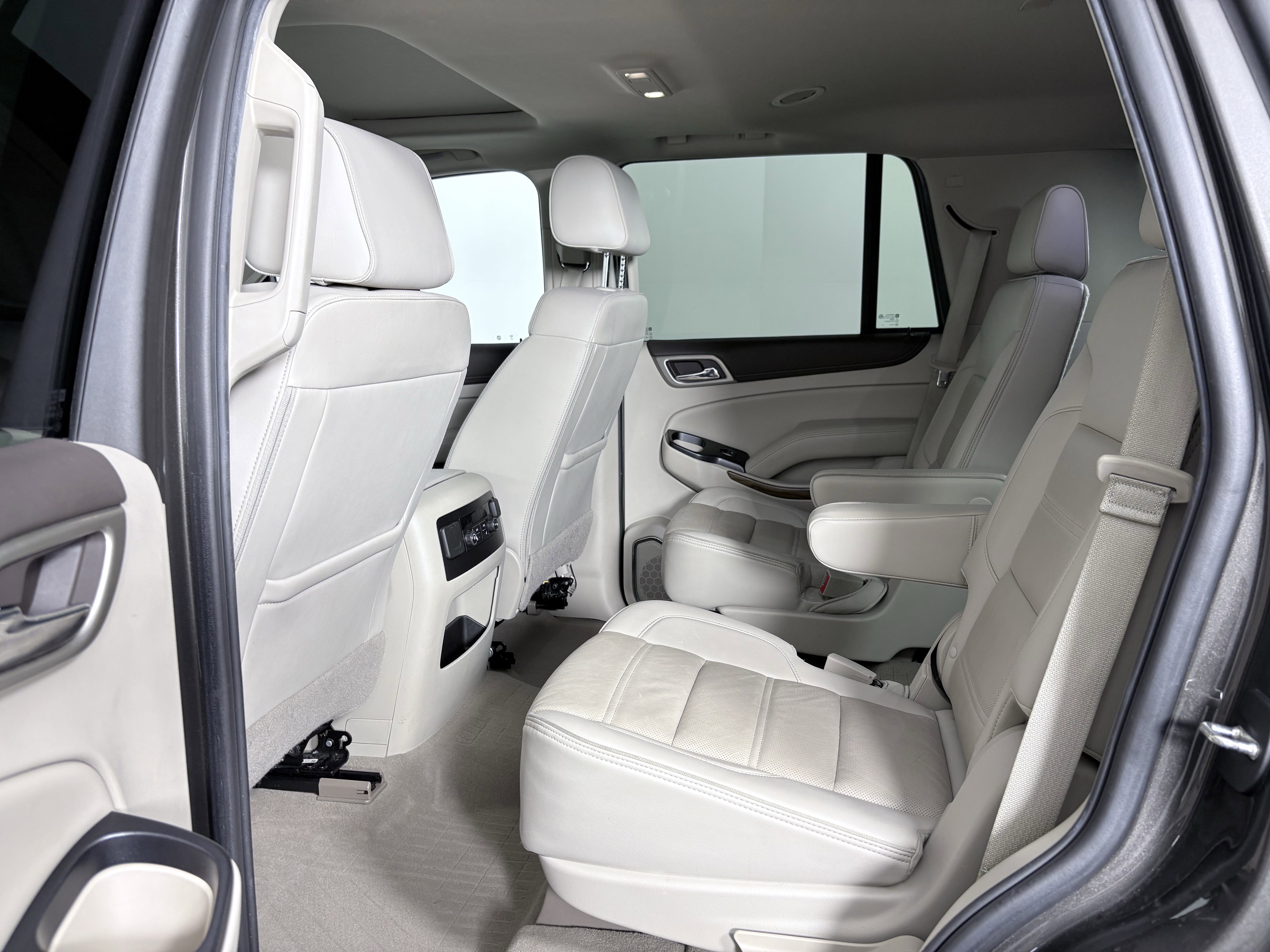 Used 2019 GMC Yukon Denali image 29