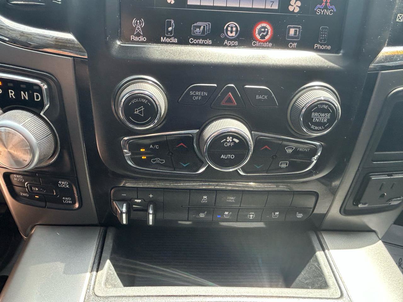 Used 2016 RAM 1500 Sport w/ Convenience Group AWD/4WD image 27