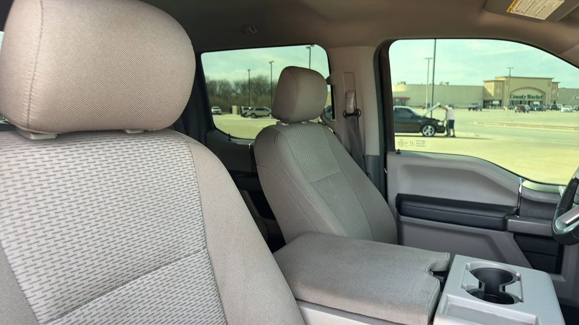 Used 2020 Ford F350 XLT w/ XLT Premium Package AWD/4WD image 82