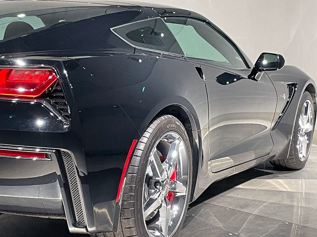 Used 2014 Chevrolet Corvette Stingray Coupe RWD image 31