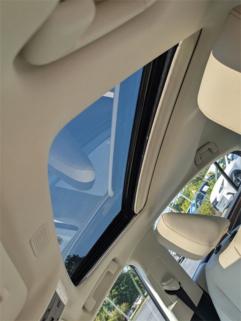 Certified 2025 Lexus ES 350 w/ Premium Package image 19