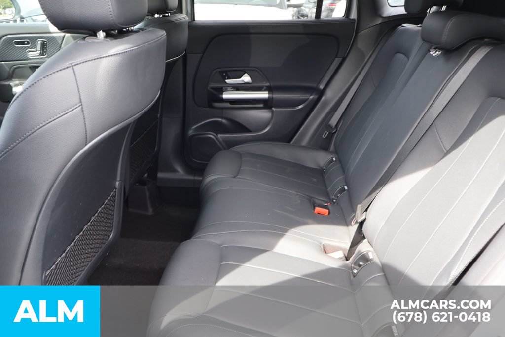 Used 2025 Mercedes-Benz GLA 250 image 18