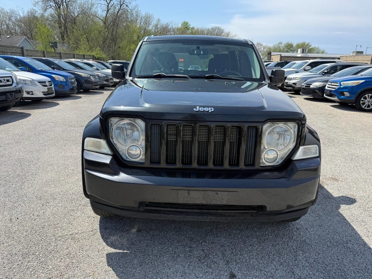 Used 2012 Jeep Liberty Sport AWD/4WD image 4