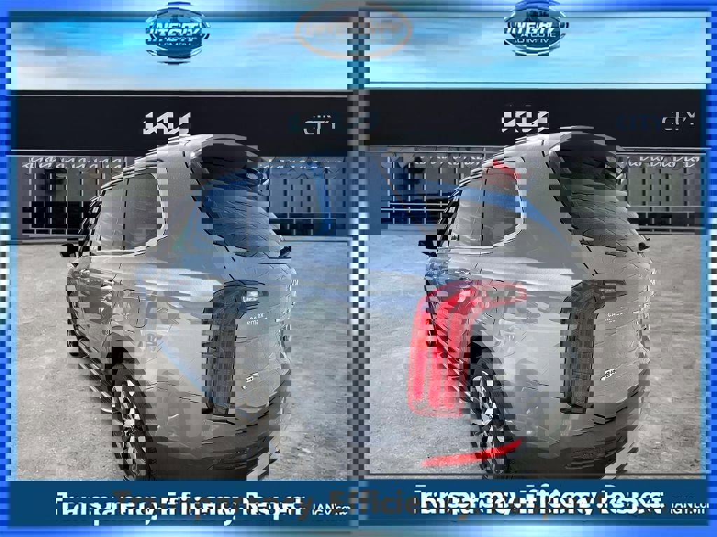 Certified 2022 Kia Telluride S image 4