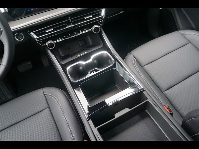 New 2026 Chevrolet Traverse LT image 14