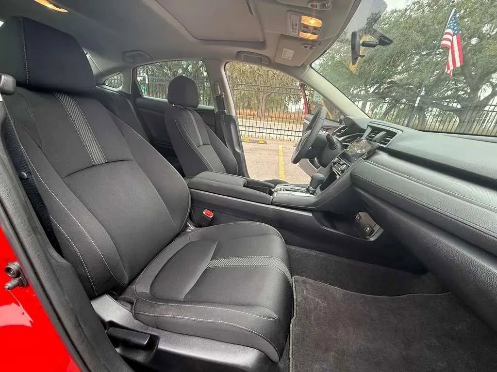 Used 2018 Honda Civic EX image 19