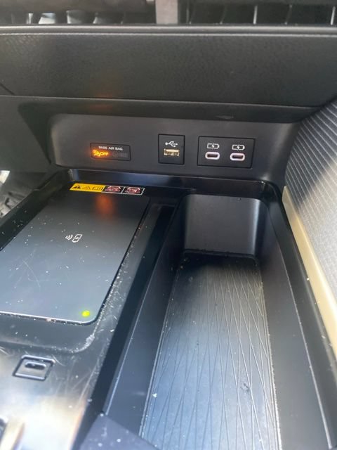 Used 2025 Toyota Camry SE FWD image 23