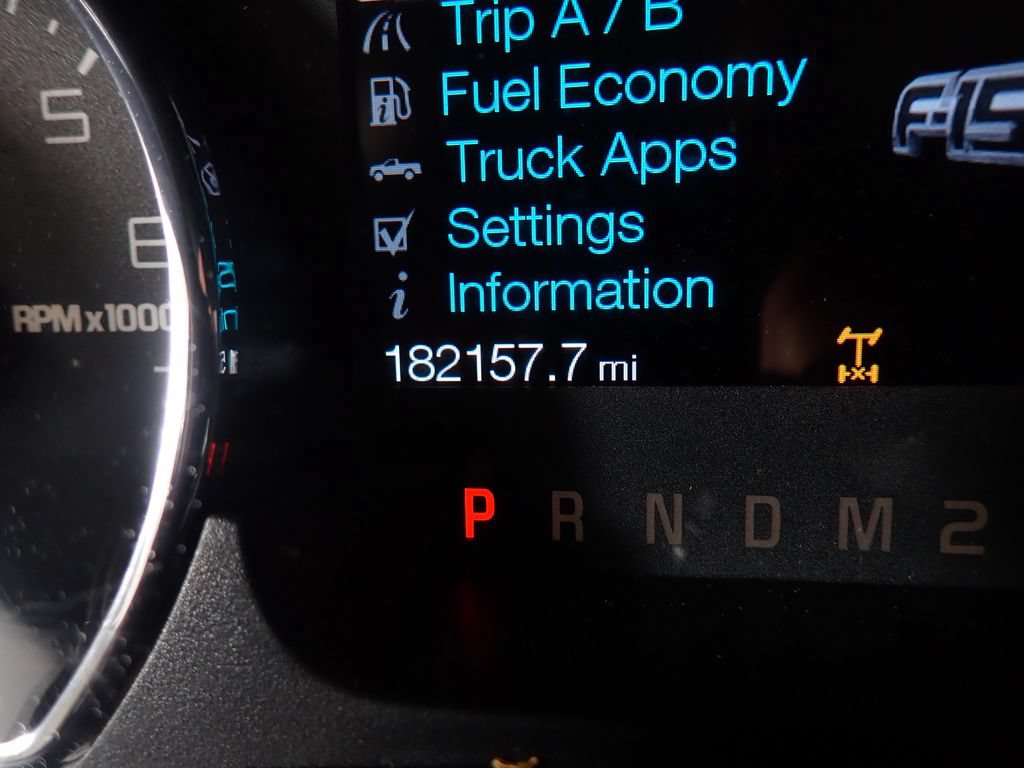 Used 2014 Ford F150 FX4 w/ Equipment Group 402A Luxury AWD/4WD image 38