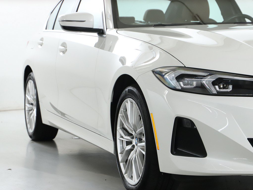 Used 2023 BMW 330i xDrive Sedan w/ Driving Assistance Package AWD/4WD image 7