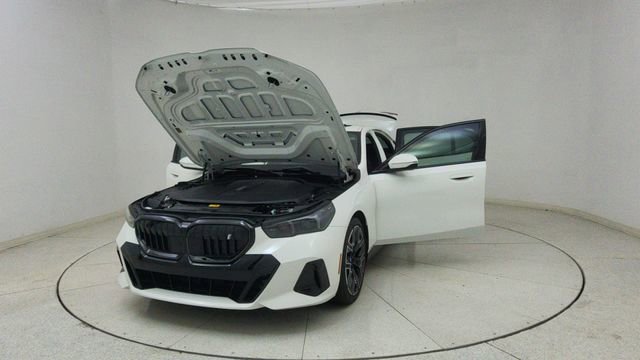 Used 2025 BMW i5 xDrive40 w/ M Sport Package image 71