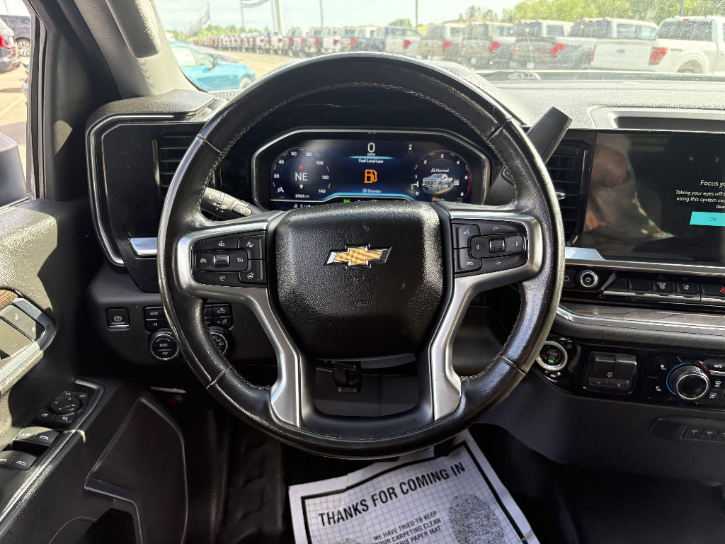 Used 2024 Chevrolet Silverado 3500 LT w/ Convenience Package AWD/4WD image 24