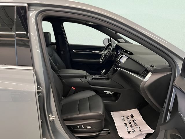 Certified 2023 Cadillac XT5 Premium Luxury w/ Technology Package AWD/4WD image 11