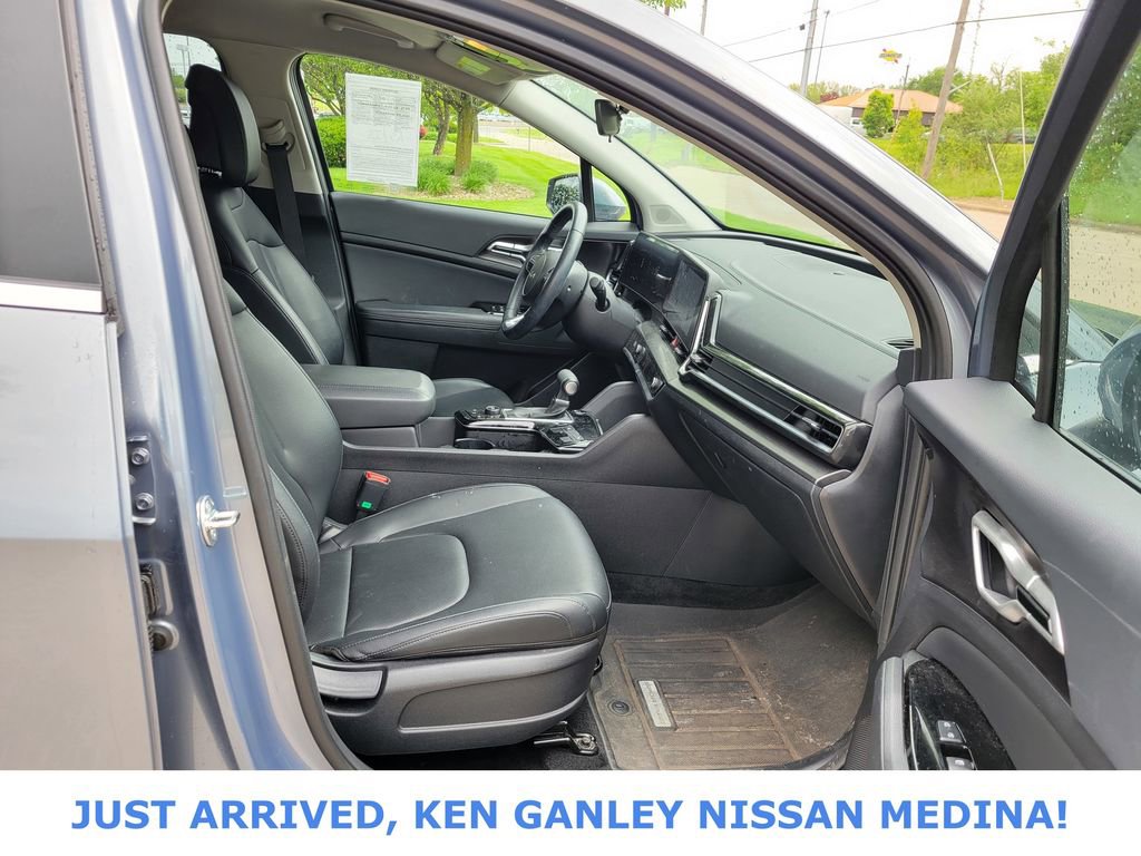 Used 2024 Kia Sportage EX FWD image 20