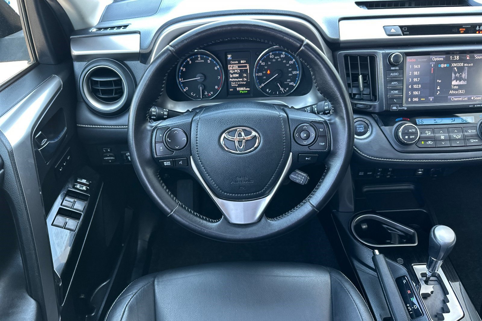 Used 2017 Toyota RAV4 Limited w/ Advanced Technology Package FWD image 31