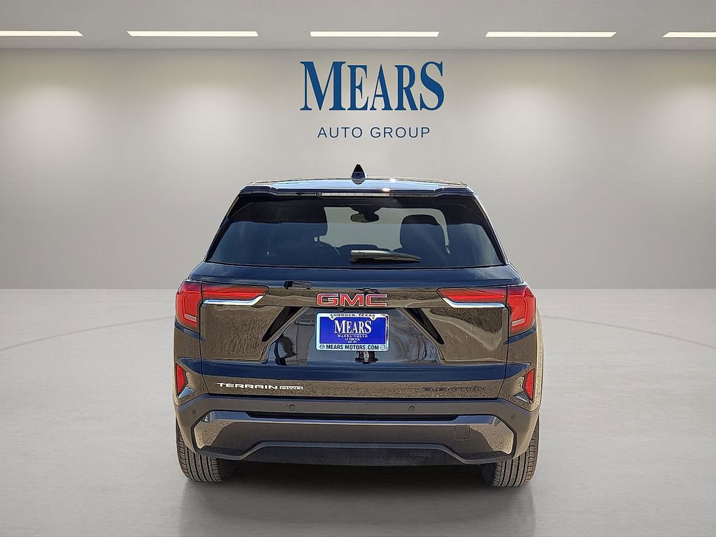 Used 2025 GMC Terrain Elevation image 4