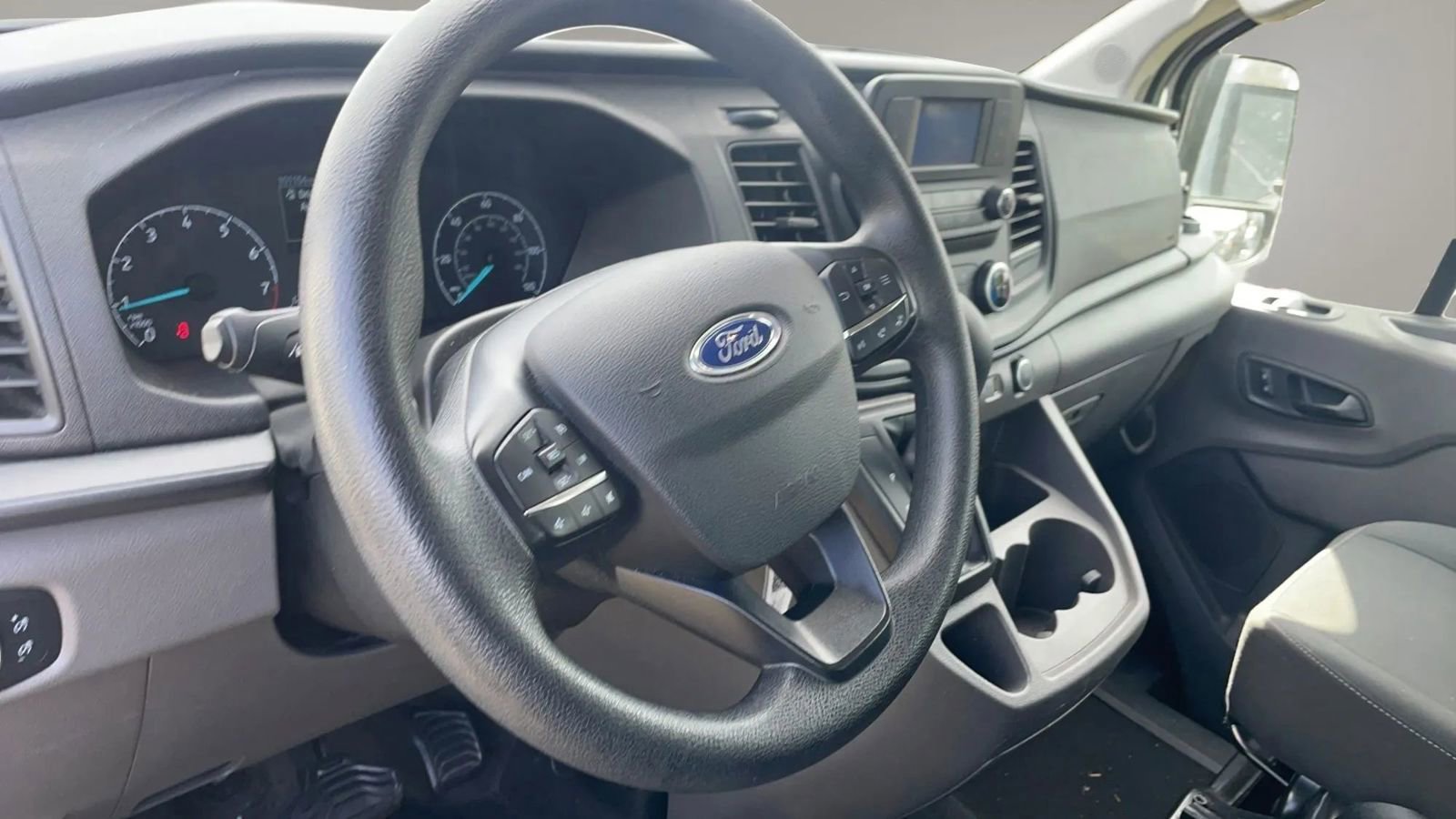 Used 2021 Ford Transit 350 XLT RWD image 8