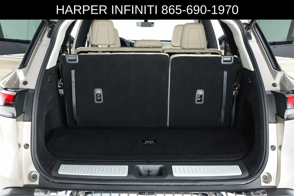 Used 2023 INFINITI QX60 Luxe w/ Vision Package FWD image 29