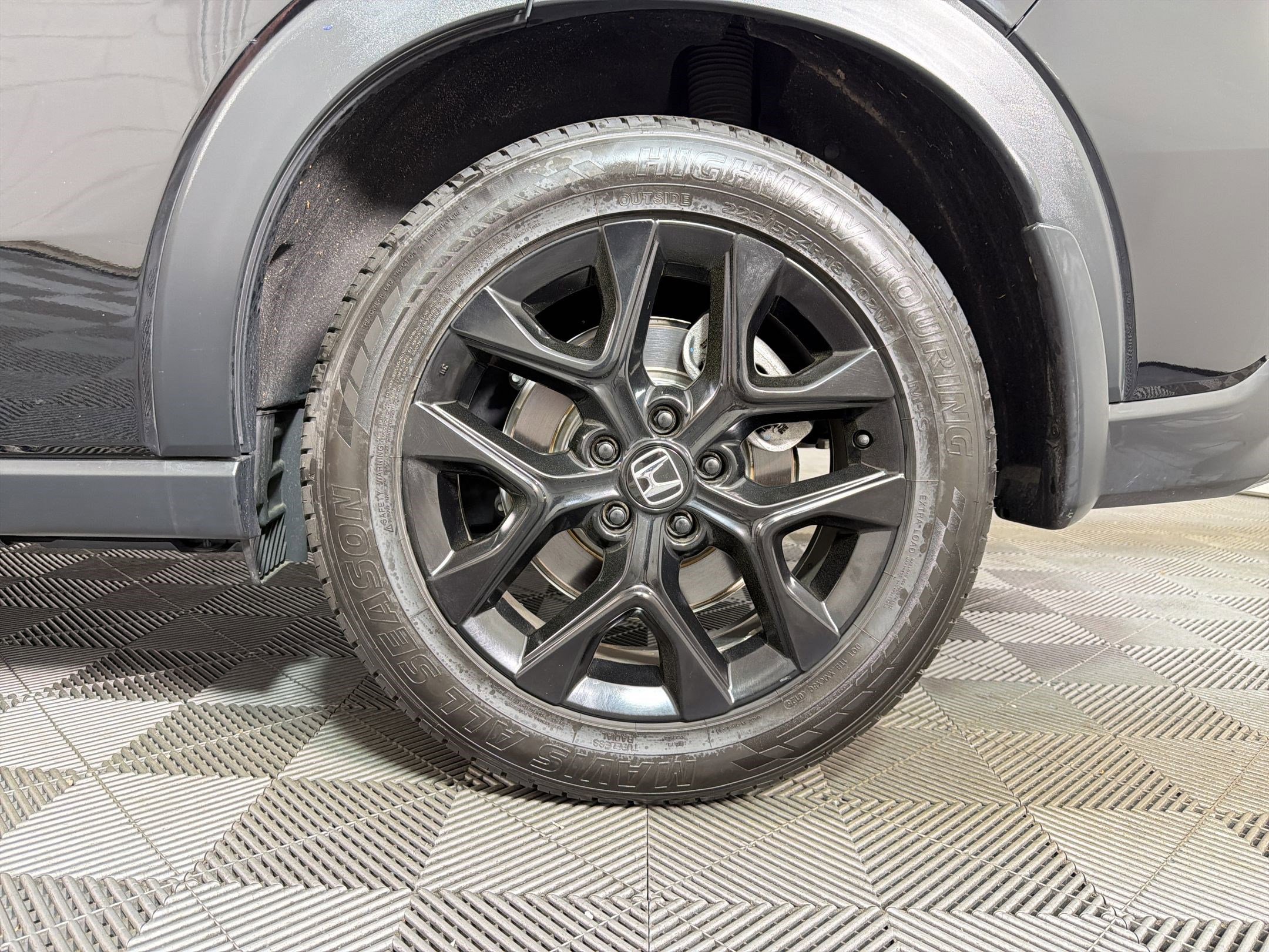 Used 2023 Honda HR-V Sport image 11