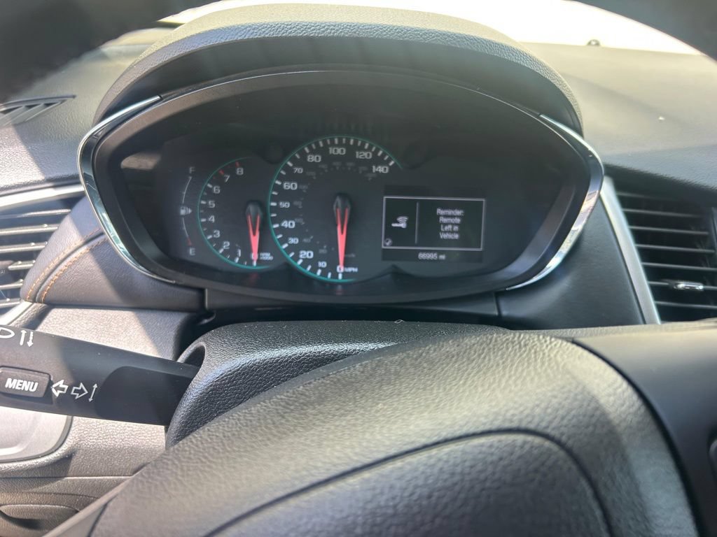 Used 2019 Chevrolet Trax LT w/ LT Convenience Package AWD/4WD image 13
