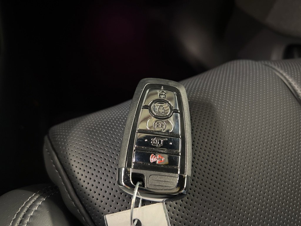 New 2026 Lincoln Navigator L Reserve w/ Jet Appearance Package image 48