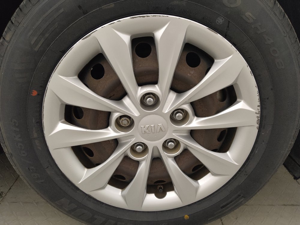 Used 2019 Kia Forte Sedan FWD image 31