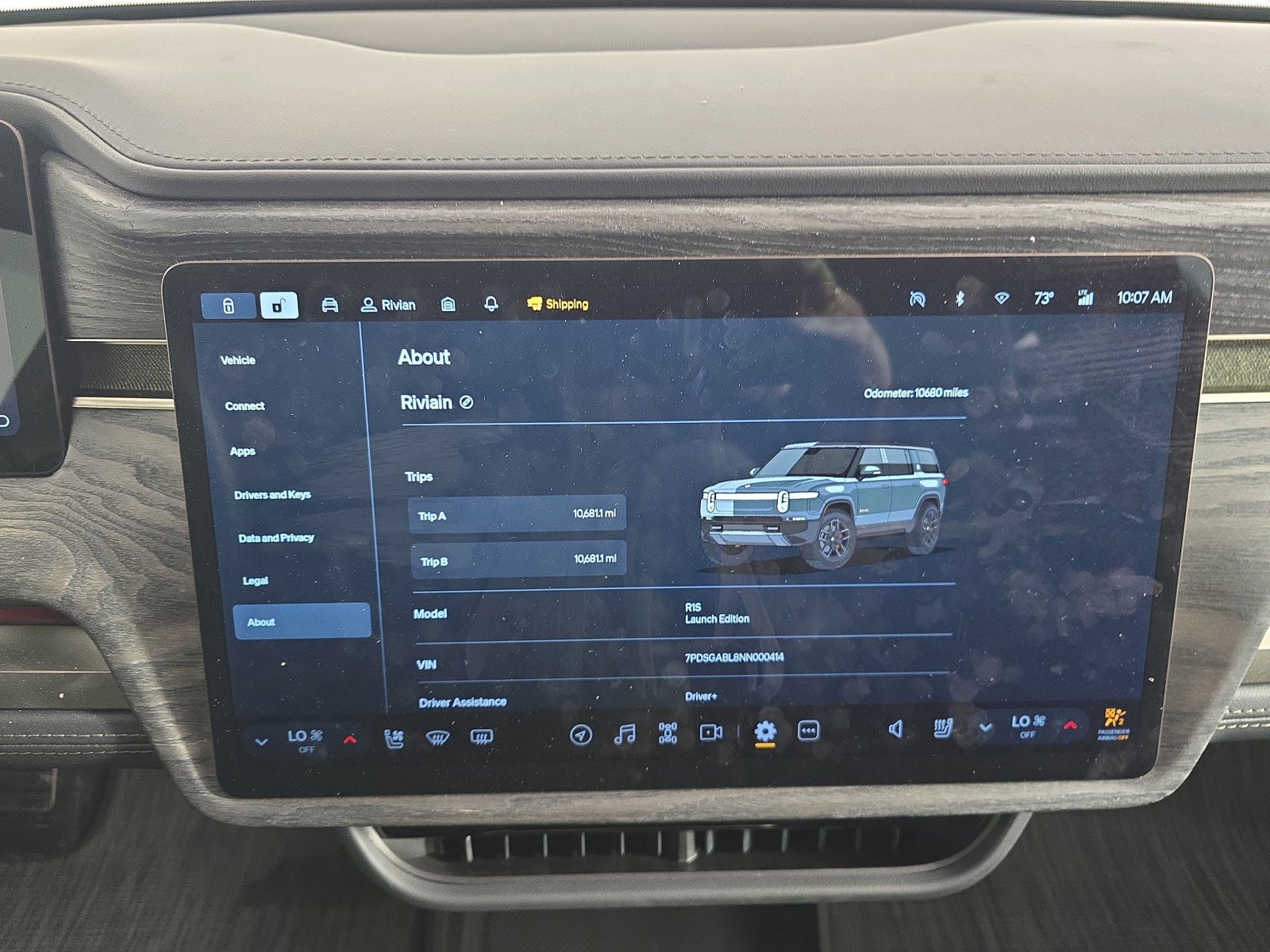 Used 2022 Rivian R1S Launch Edition image 29