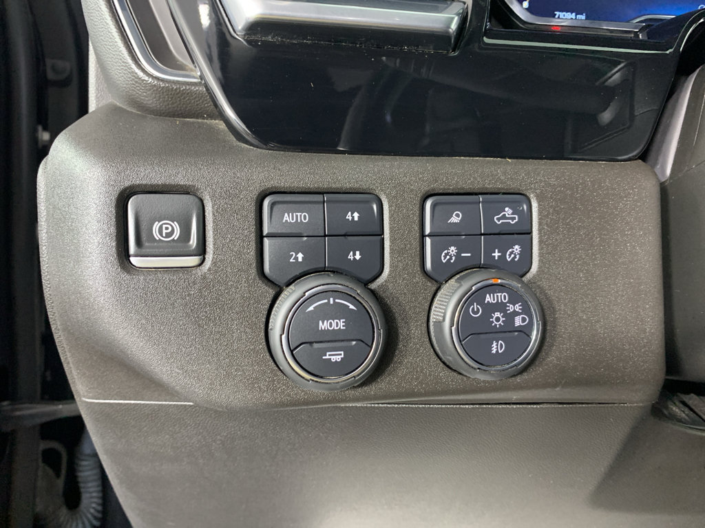 Used 2024 Chevrolet Silverado 1500 LTZ AWD/4WD image 15