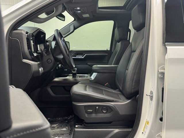 Used 2022 GMC Sierra 1500 SLT w/ SLT Convenience Package image 2