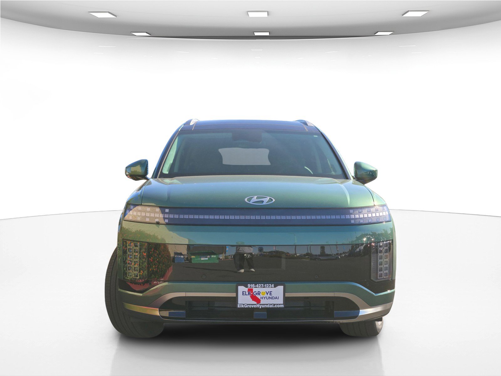 New 2026 Hyundai Ioniq 9 Calligraphy image 2