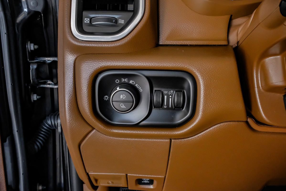 Used 2022 RAM 3500 Laramie image 27