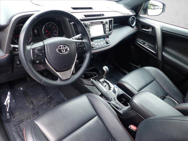 Used 2016 Toyota RAV4 SE AWD/4WD image 10