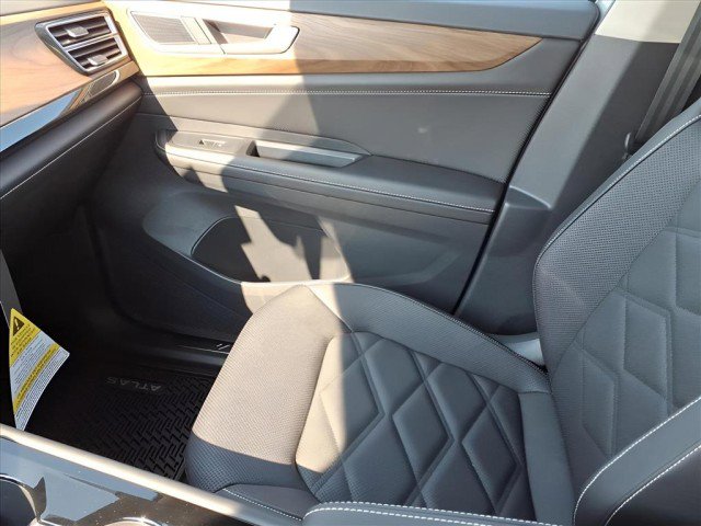 New 2026 Volkswagen Atlas SE image 19