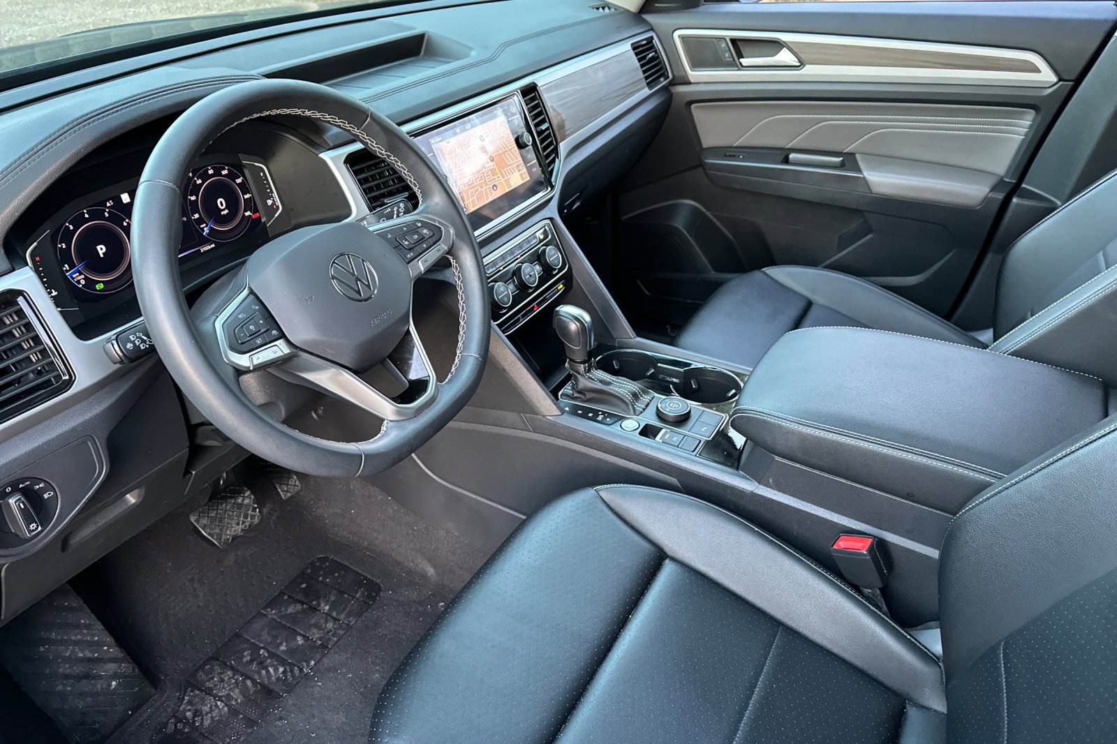 Used 2022 Volkswagen Atlas SEL image 10