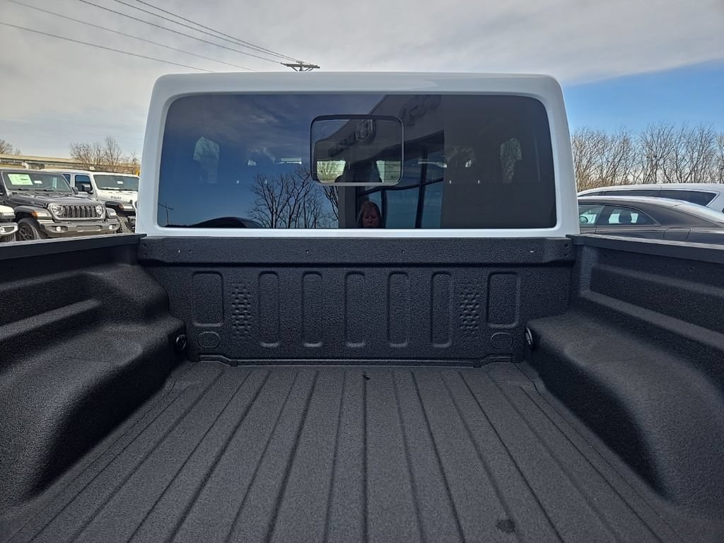 New 2026 Jeep Gladiator Mojave AWD/4WD image 27