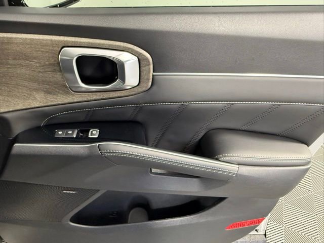 Used 2023 Kia Sorento SX Prestige image 49
