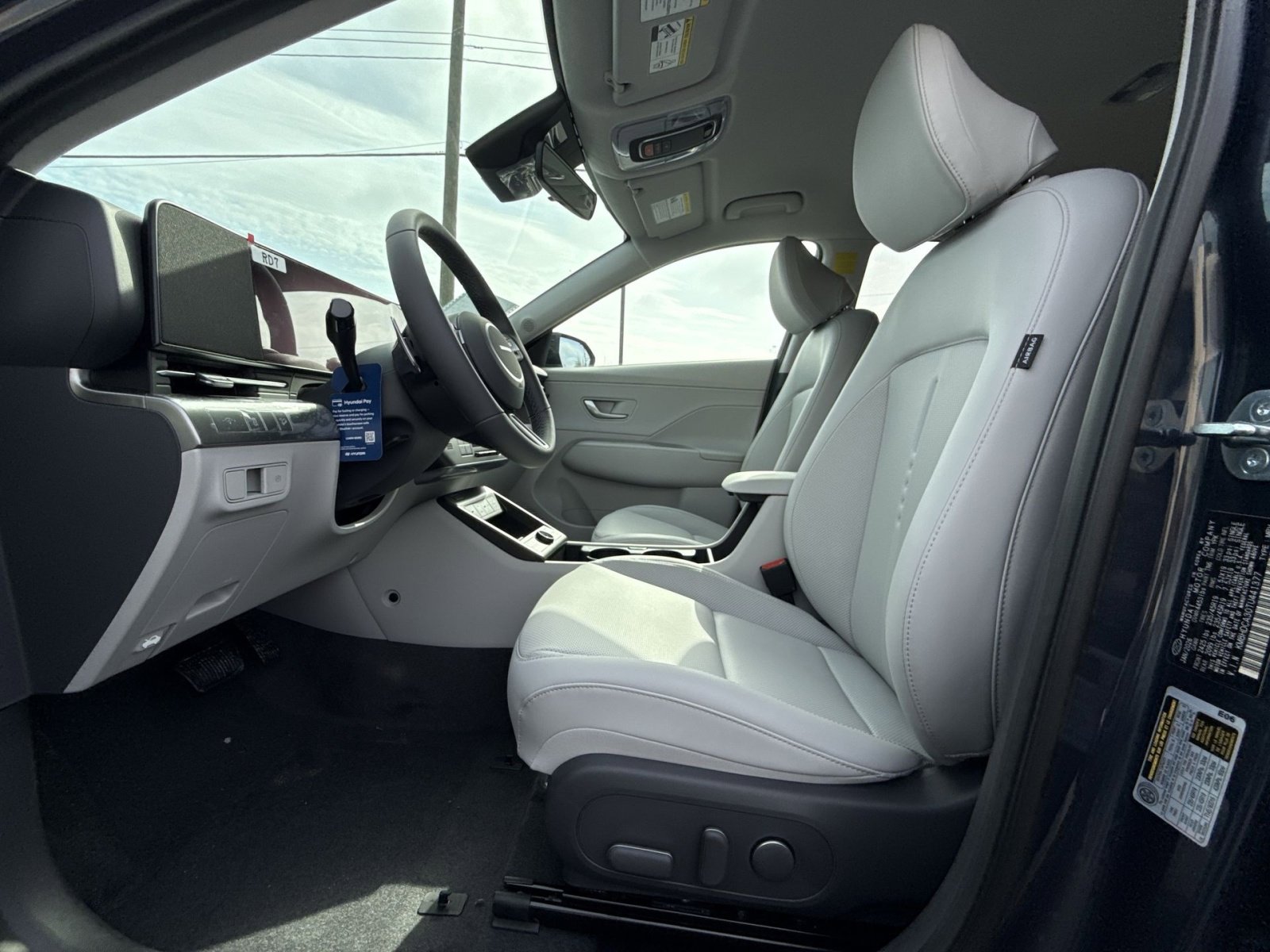 New 2026 Hyundai Kona SEL Premium image 13