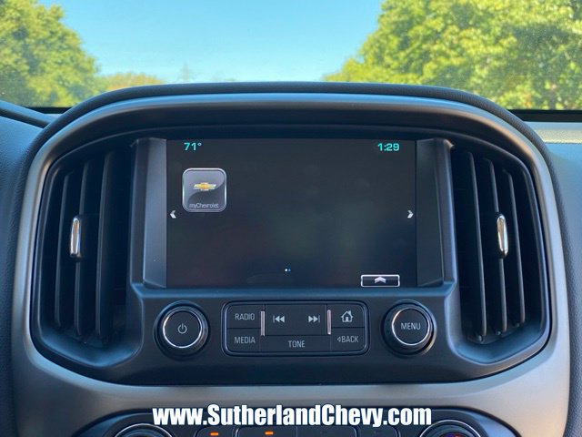 Used 2017 Chevrolet Colorado Z71 AWD/4WD image 31