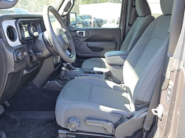 Used 2024 Jeep Wrangler Sport S image 10