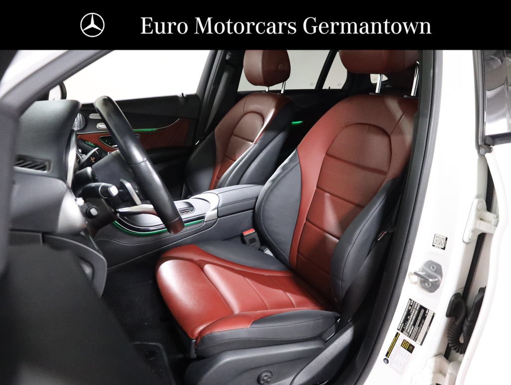 Used 2021 Mercedes-Benz GLC 300 4MATIC Coupe image 27