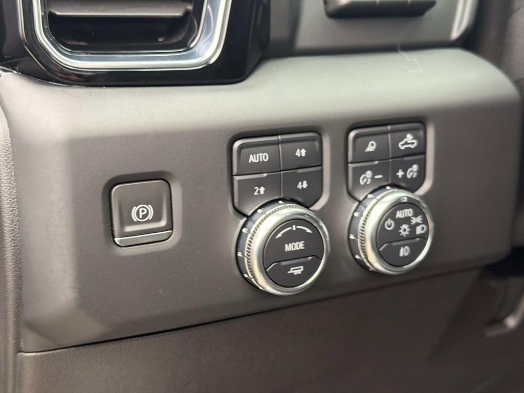 Used 2024 GMC Sierra 2500 Denali w/ Denali Reserve Package image 29