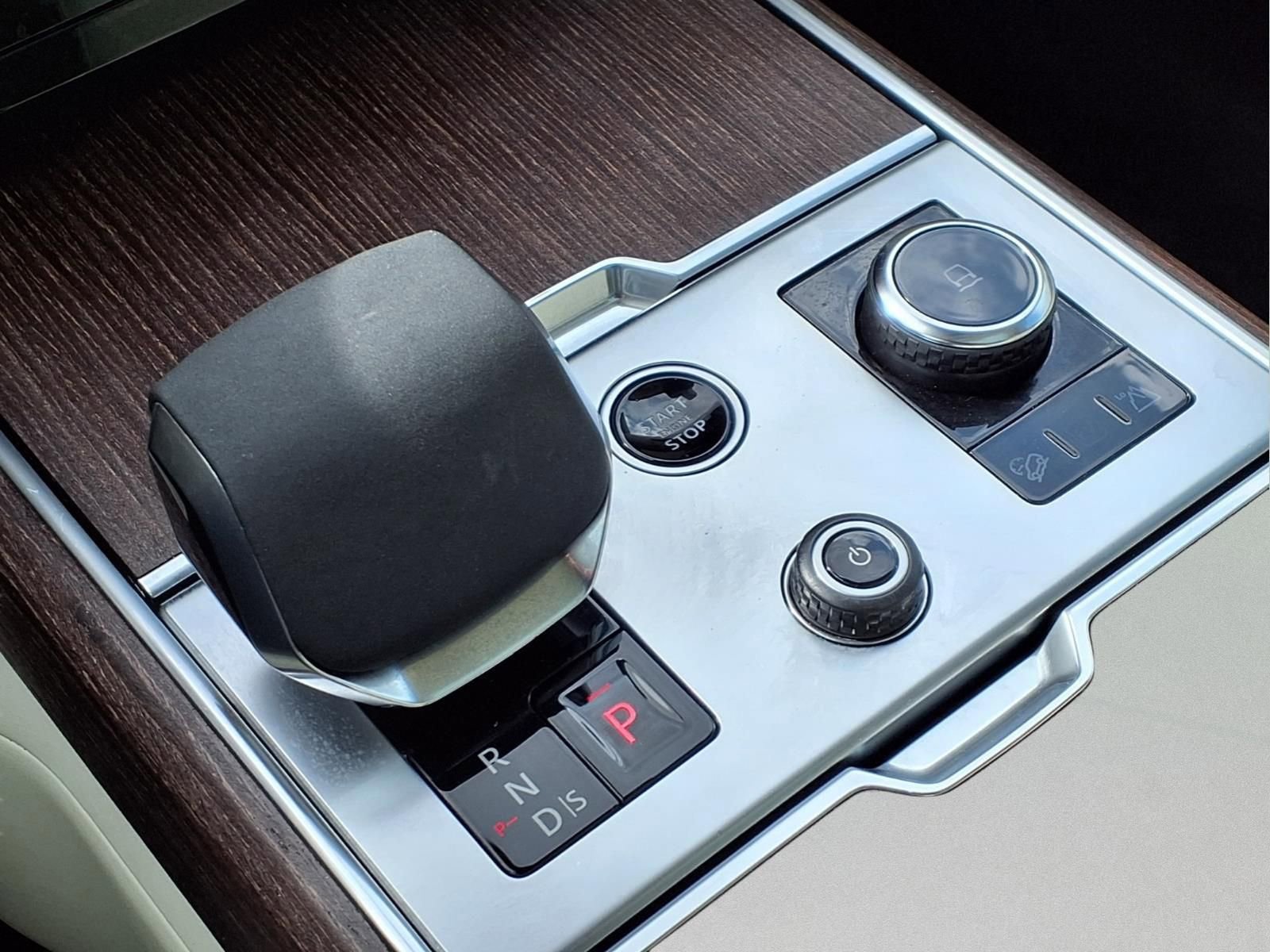 Used 2023 Land Rover Range Rover SE AWD/4WD image 20