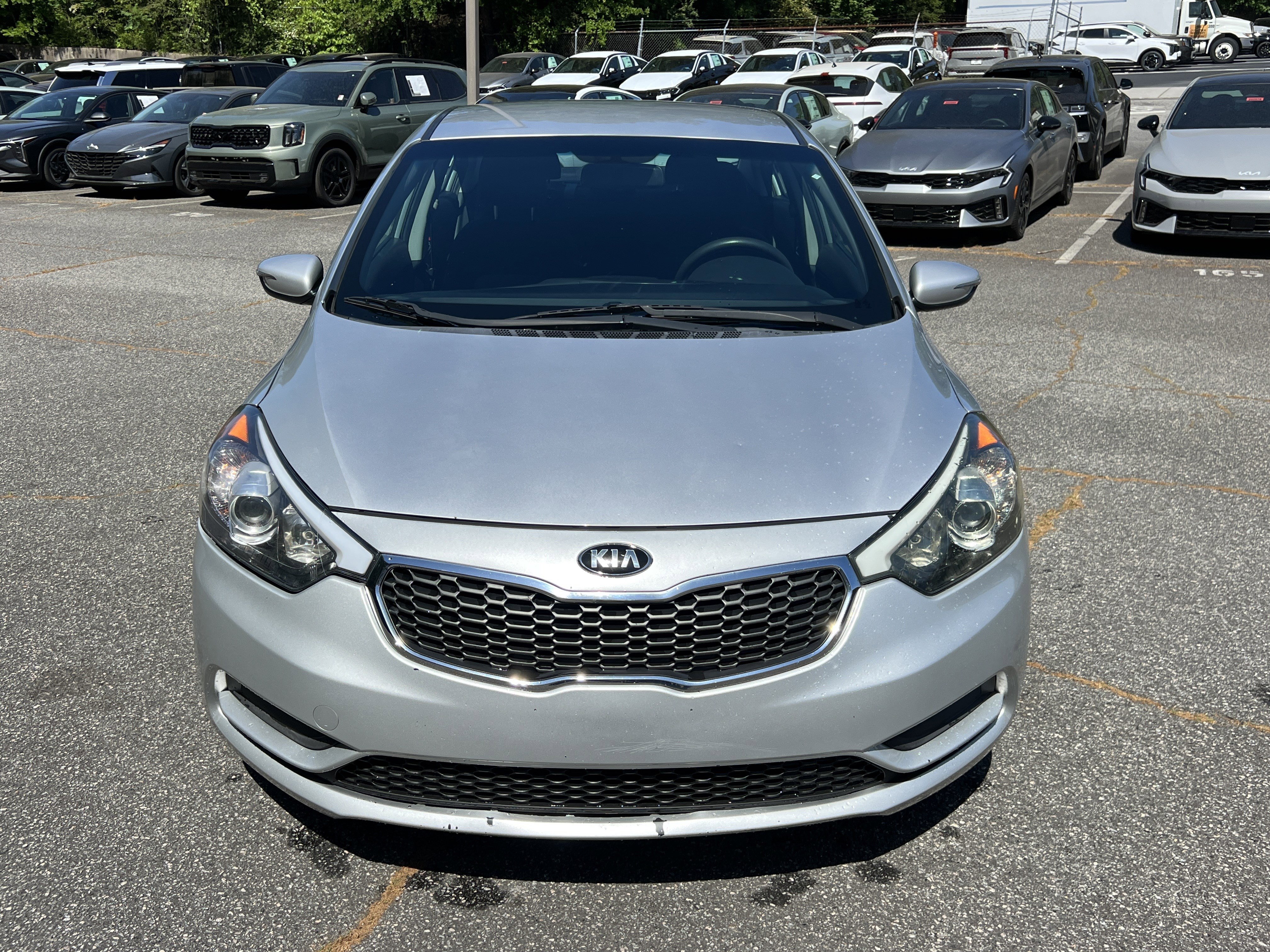 Used 2016 Kia Forte LX w/ LX Popular Package image 2