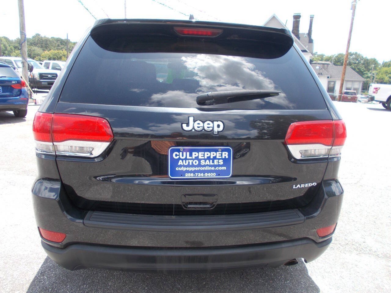 Used 2015 Jeep Grand Cherokee Laredo RWD image 4