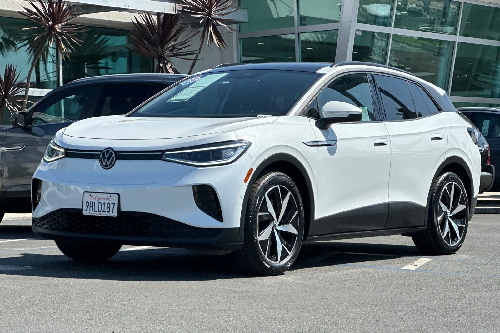 Used 2023 Volkswagen ID.4 Pro S image 8