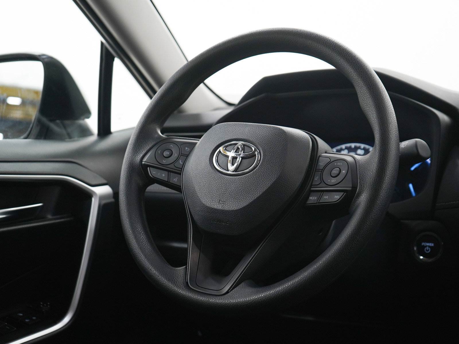 Used 2024 Toyota RAV4 XLE AWD/4WD image 14